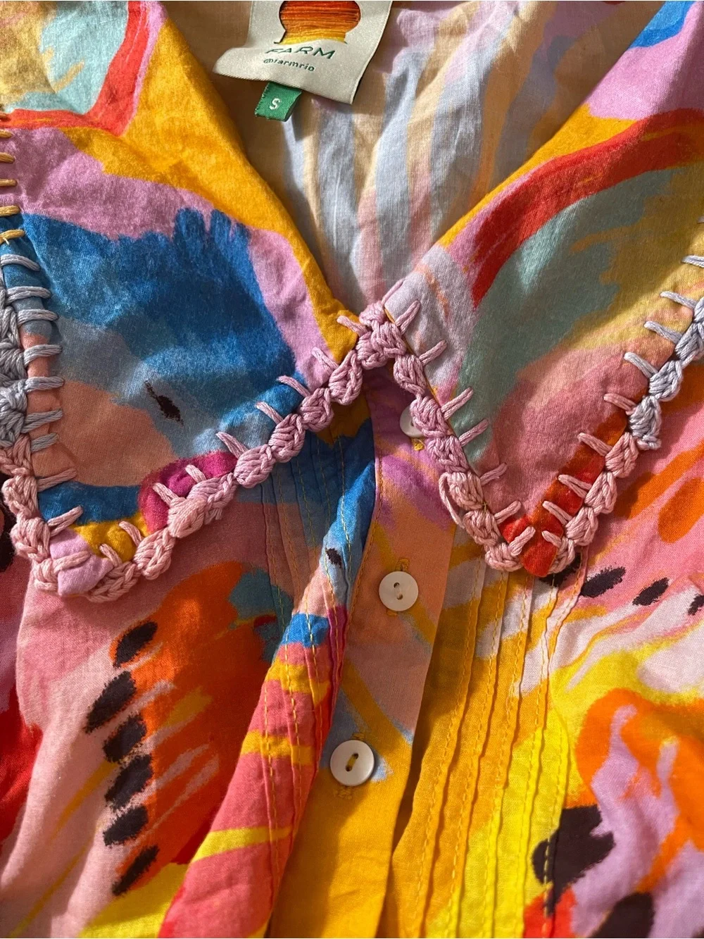 Farm Rio Neon Macaws Buttoned Blouse Multicolor Cropped Top